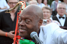 Big Jay McNeely (Jazztime at the Keppel Castle, Laag-Keppel 2011, Foto: Harold Pelgrom)
