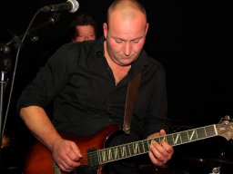 Pooh Now tijdens Rock 'n Ten Festival (Doetinchem 2013, foto: Harold Pelgrom)