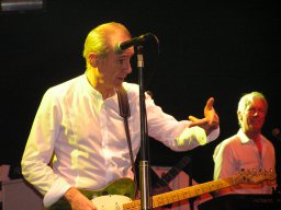 Francis Rossi van Status Quo (Den Bosch 2013, foto: Harold Pelgrom)