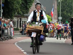 Wielrennen tijdens Vive la France (Hummelo 2014, foto: Harold Pelgrom)
