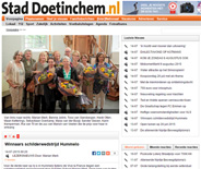 Foto prijsuitreiking schilderwedstrijd Vive la France (website Stad Doetinchem 14-07-2014)